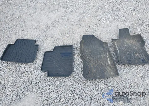 2024 Subaru Crosstrek Limited z USA, uszkodzony, nr VIN 4S4GUHL62R3774789